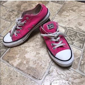 ***SOLD ON MERCARI***Pink Converse
